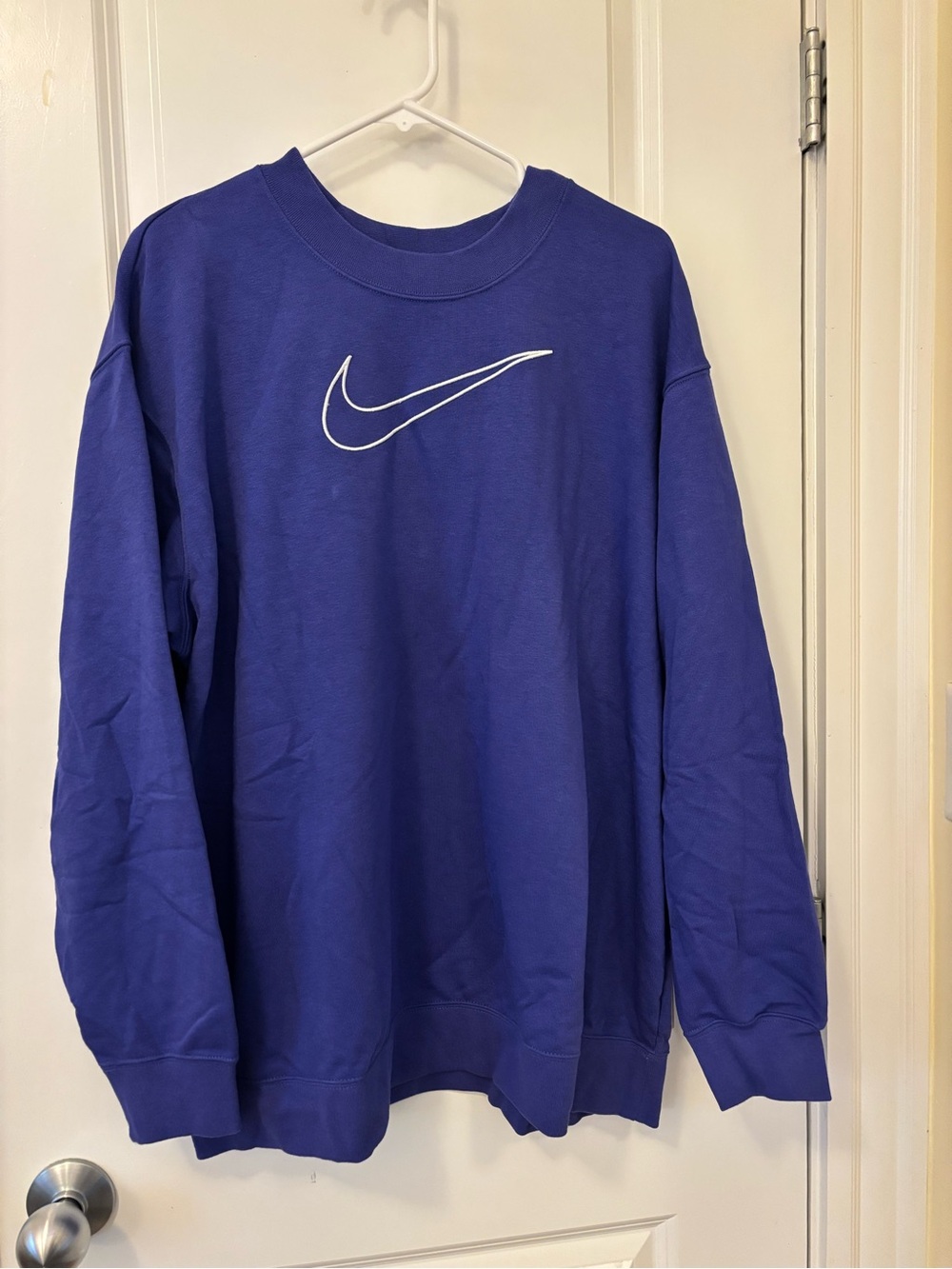 Nike Women’s Royal Blue/Purple Crewneck Sweatshirt